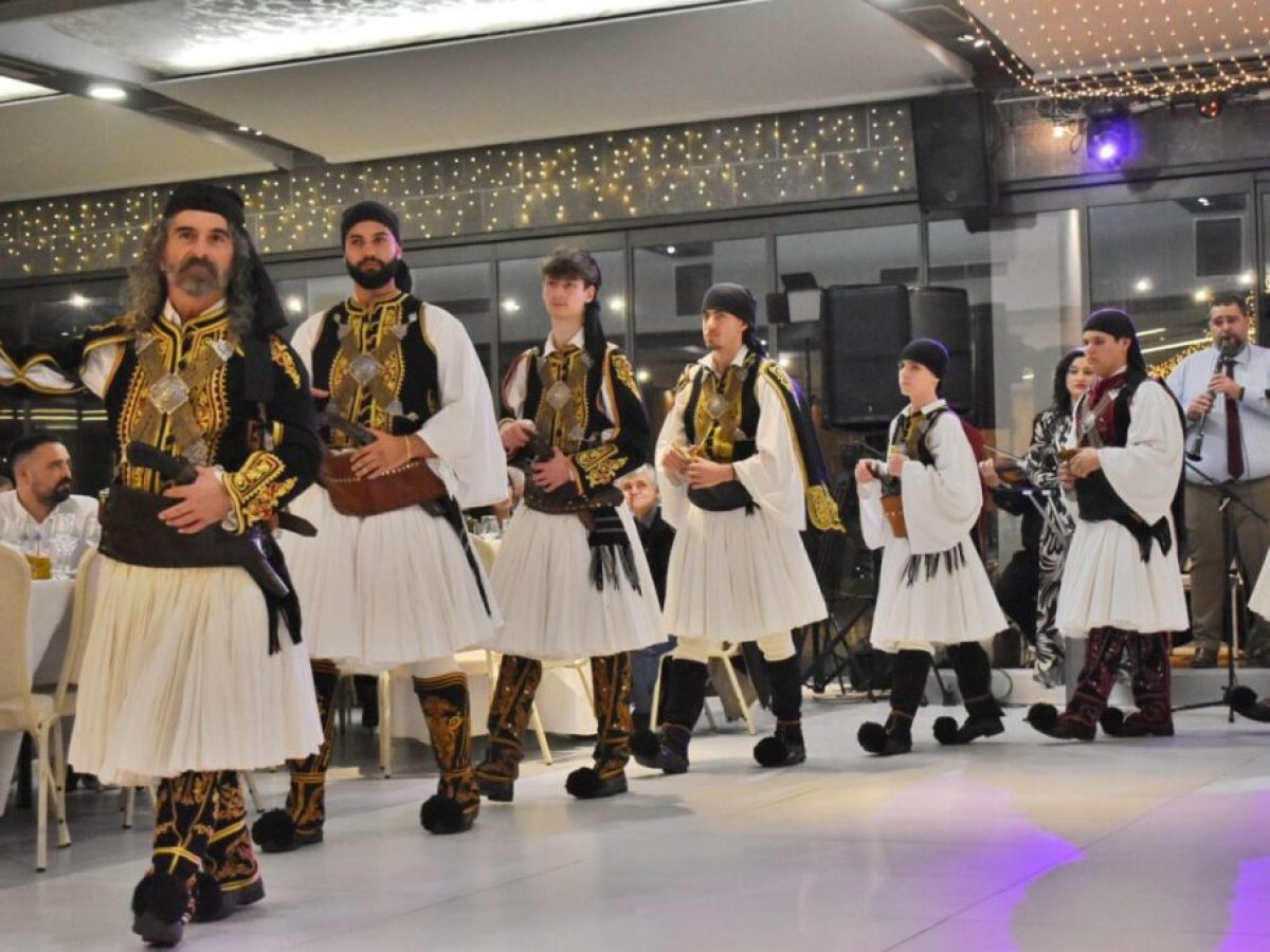 Αγρίνιο: Οι Σταυραετοί Αγράφων γλέντησαν με την ψυχή τους