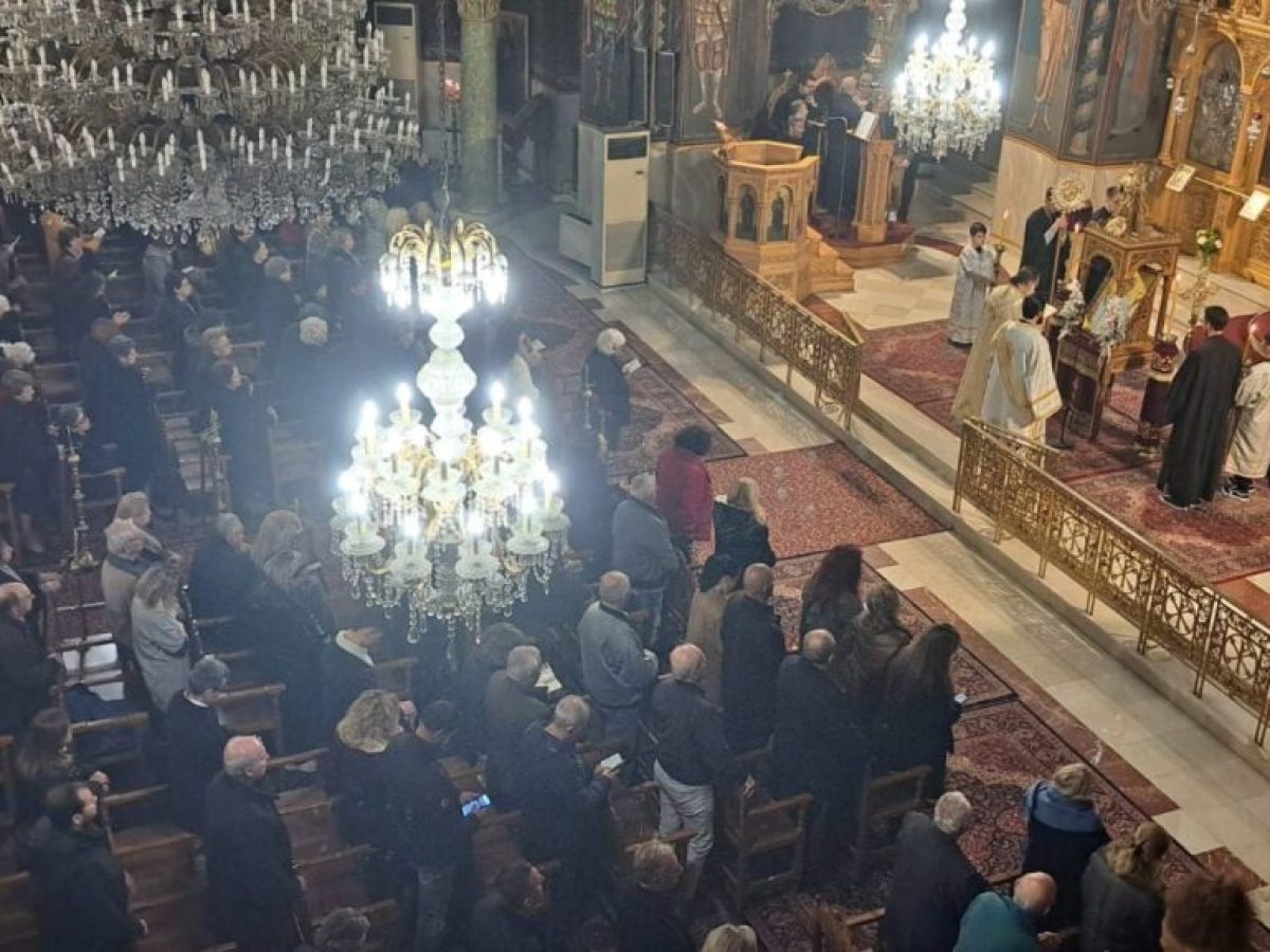 Αγρίνιο: Με θρησκευτική ευφροσύνη τελέστηκαν οι Α’ Χαιρετισμοί στο Ναό Αγίου Δημητρίου