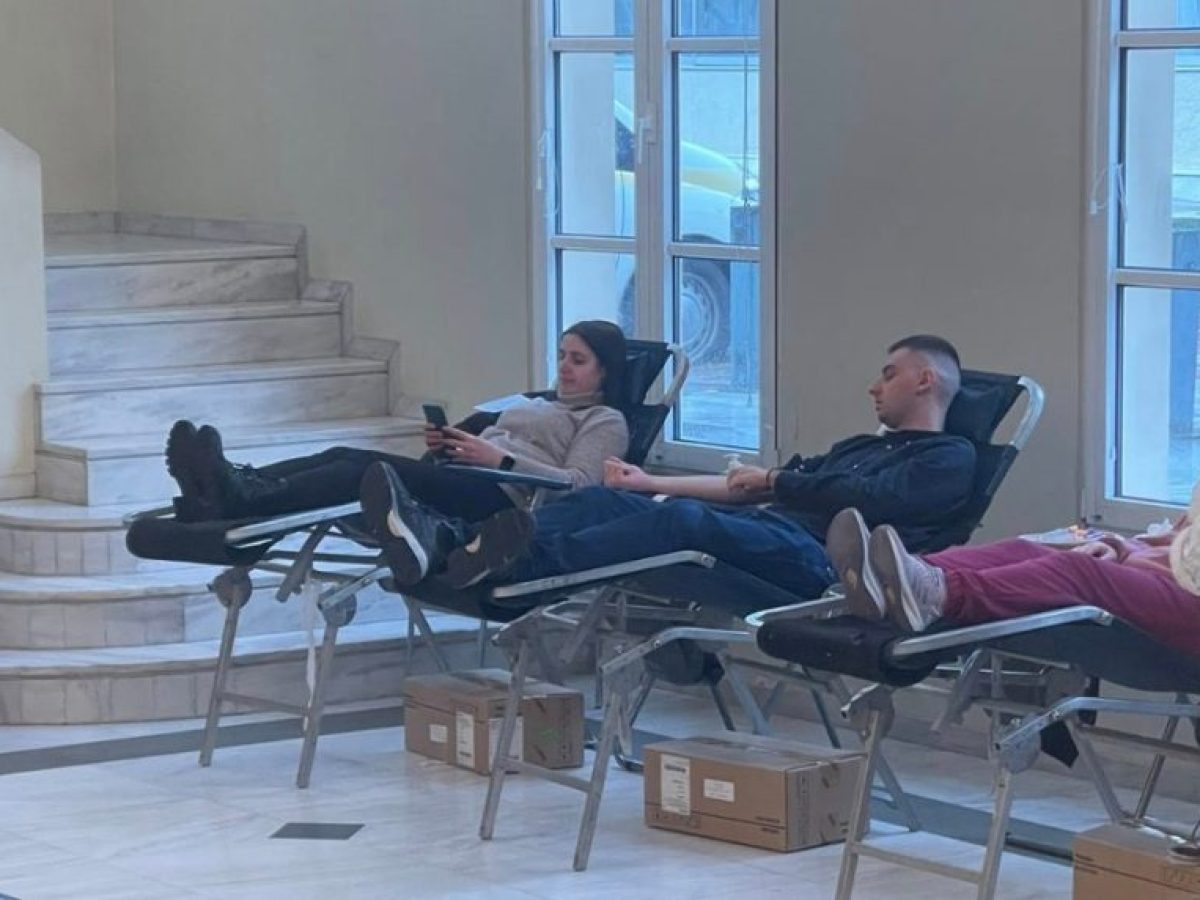 Αγρίνιο: Σε εξέλιξη η έκτακτη εθελοντική αιμοδοσία στο Παπαστράτειο Μέγαρο