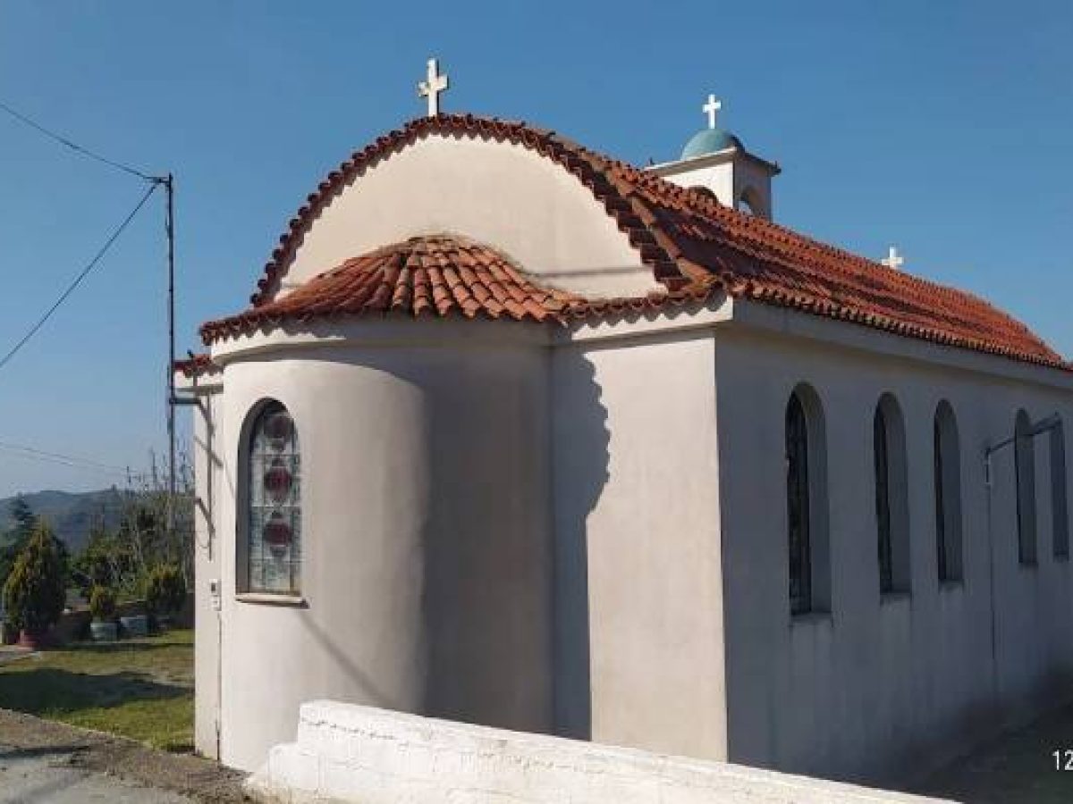 Αγρυπνία για τον Άγιο Φώτιο στο παρεκκλήσι του Αγίου Νεκταρίου, στον Άγιο Δημήτριο