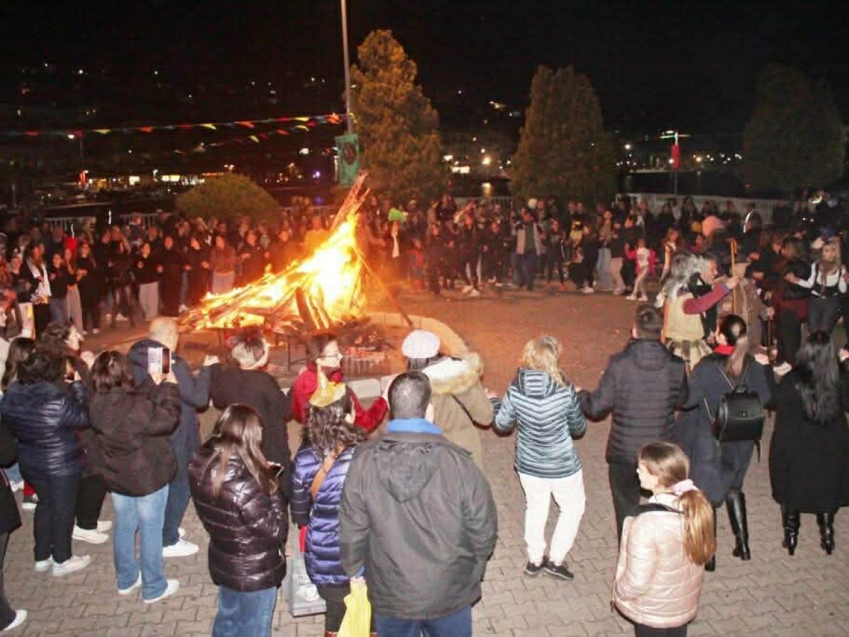 Αμφιλοχία: Ανάβει η μεγαλύτερη φωτιά στα «Λαμπαδιάσματα 2026»