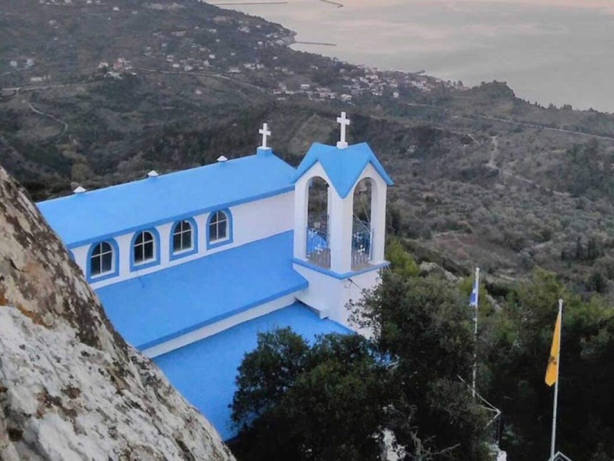 Ανακαλύψτε το κρυφό ηφαίστειο στην Εύβοια με το ιστορικό εκκλησάκι