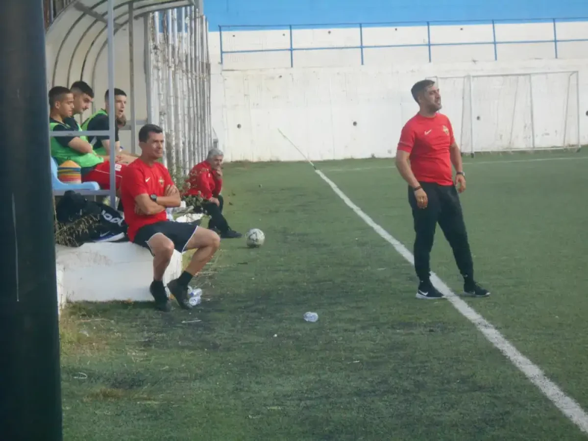 Αγγελάκης στο “news12”: “Στο πρώτο 25λεπτο είμασταν πάρα πολύ καλοί γι’ αυτό το σκορ ήταν στο 3-0 μετά για κάποιο λόγο χαλαρώσαμε”