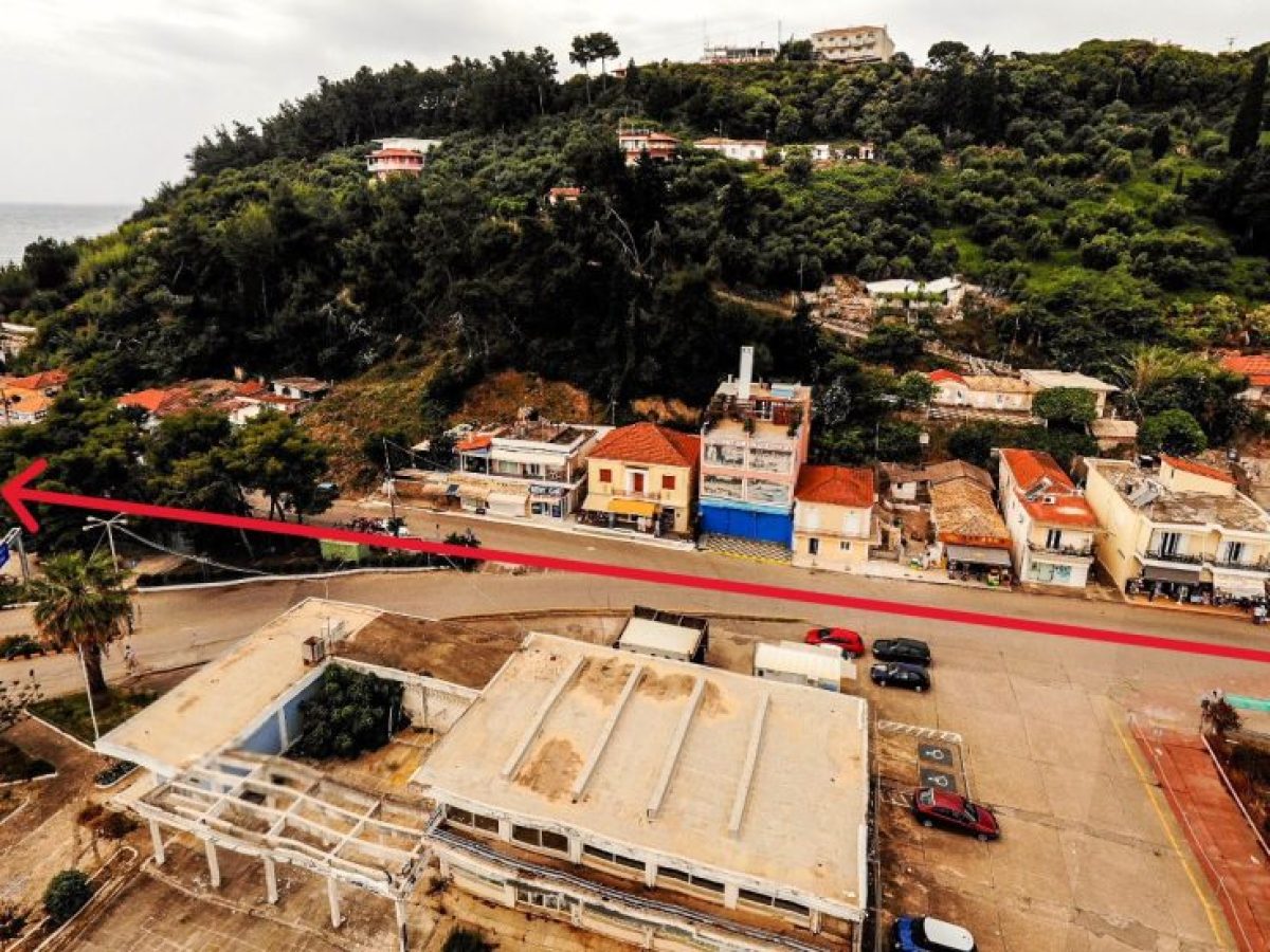 Απαγόρευση κυκλοφορίας στο Κατάκολο λόγω των κατολισθήσεων