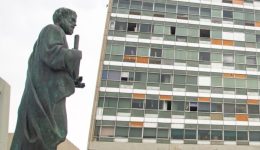 Αpantisi-tou-esdep-stin-apopira