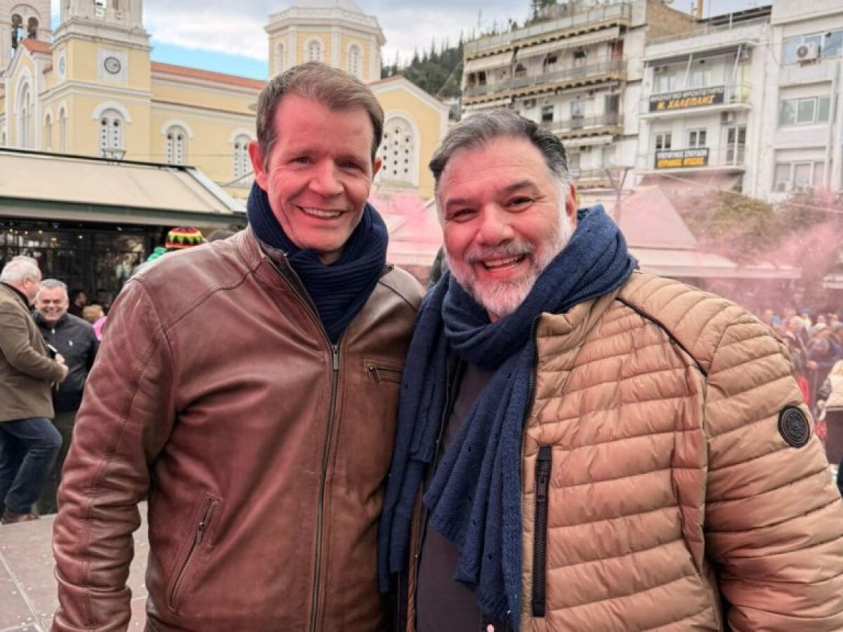 Από το καρναβάλι της Λαμία στα Τρίκαλα; Ο Χρήστος Δάλλας, ο Γρηγόρης Αρναούτογλου και τα σενάρια τουριστικής προβολής