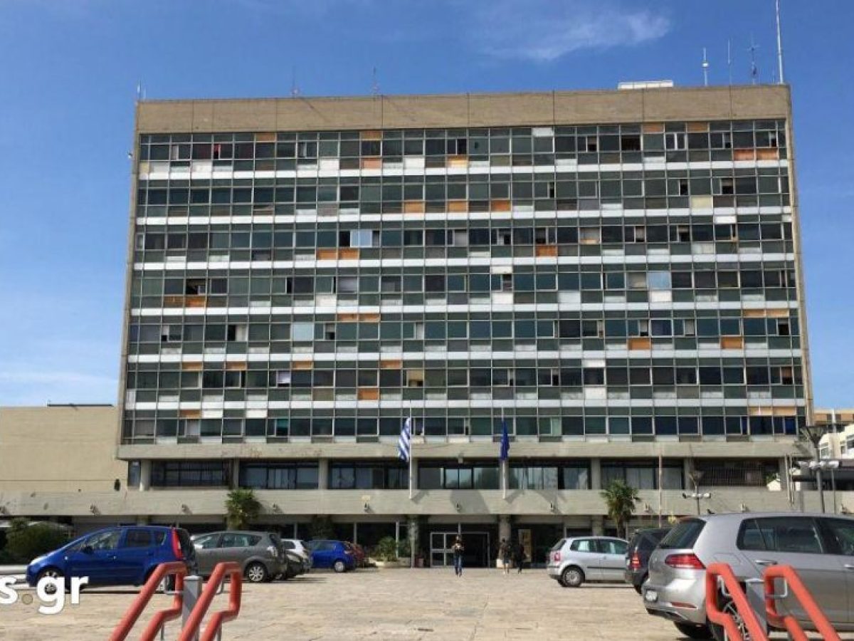 ΑΠΘ για επεισόδια: “Στην ίδια πλευρά με το υπουργείο Παιδείας”