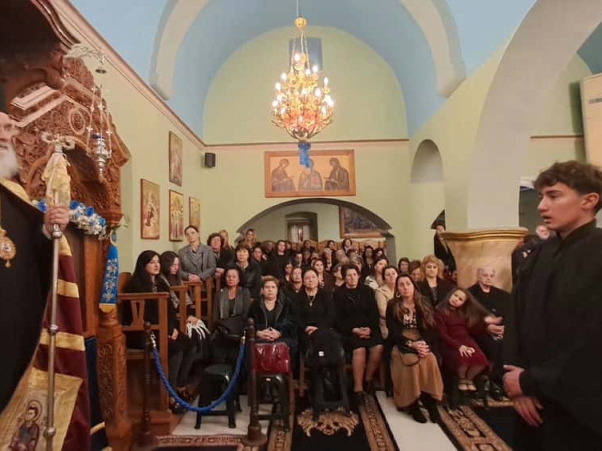 Αρχιερατικός εσπερινός του Αγίου Θεοδώρου του Στρατηλάτου στον φερώνυμο κοιμητηριακό Ιερό Ναό Βαθύ Καλύμνου (video)