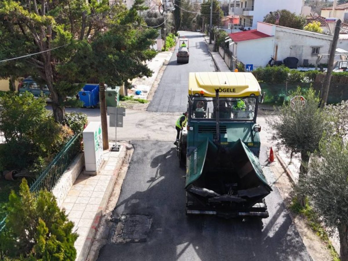 Ασφαλτόστρωση τμήματος της οδού Μαραθωνοδρόμου στο Σωρό