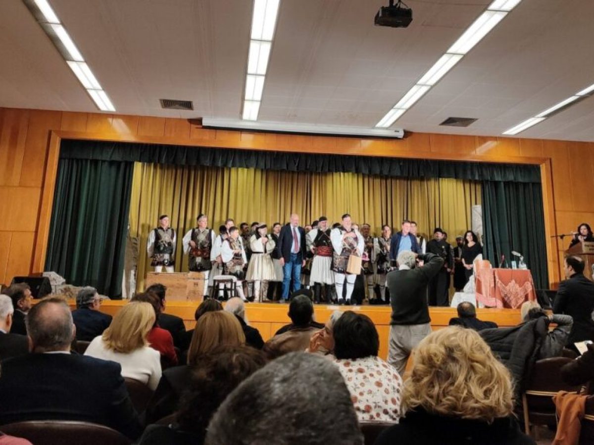 Αθήνα: Η Έξοδος του Μεσολογγίου μέσα από το πανηγύρι τ’ Άη Συμιού