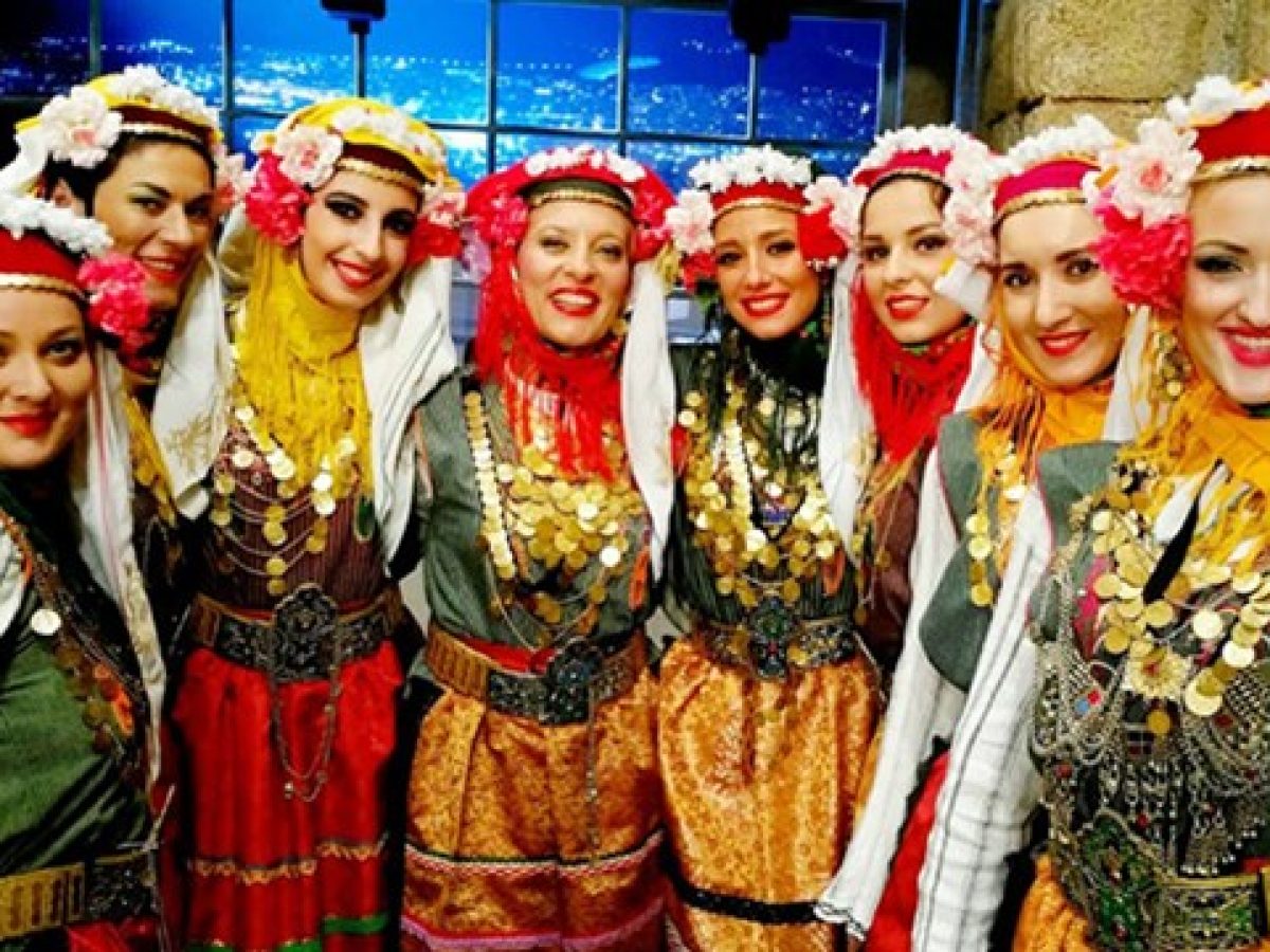 ‘’Χρώματα Παράδοσης‘’του ΧΟΡΕΥΤΙΚΟΥ ΟΜΙΛΟΥ ΤΡΙΚΑΛΩΝ