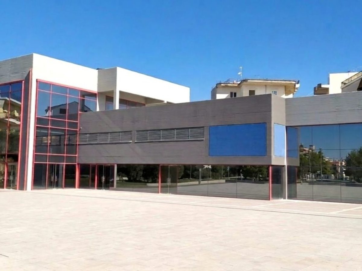 &Alpha;&mu;&alpha;&lambda;&iota;ά&delta;&alpha;: &Xi;&epsilon;&mu;&pi;&lambda;ό&kappa;&alpha;&rho;&epsilon; &eta; &kappa;&alpha;&tau;&alpha;&sigma;&kappa;&epsilon;&upsilon;ή &tau;&omicron;&upsilon; &nu;έ&omicron;&upsilon; &delta;&iota;&omicron;&iota;&kappa;&eta;&tau;&eta;&rho;ί&omicron;&upsilon;