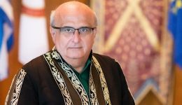 &Alpha;nakolouthia-tou-pritani-den-mas