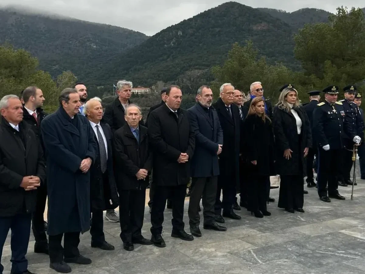 &Alpha;&nu;&delta;&rho;έ&alpha;&sigmaf; &Kappa;&alpha;&tau;&sigma;&alpha;&nu;&iota;ώ&tau;&eta;&sigmaf; :&nbsp;&laquo;&Pi;ί&sigma;&tau;&eta; &epsilon;&nu;ό&tau;&eta;&tau;&alpha; &kappa;&alpha;&iota; &epsilon;&lambda;&epsilon;&upsilon;&theta;&epsilon;&rho;ί&alpha; &omicron;&iota; &delta;&iota;&alpha;&chi;&rho;&omicron;&nu;&iota;&kappa;έ&sigmaf; &alpha;&xi;ί&epsilon;&sigmaf; &tau;&omicron;&upsilon; Έ&theta;&nu;&omicron;&upsilon;&sigmaf; &mu;&alpha;&sigmaf;&raquo;