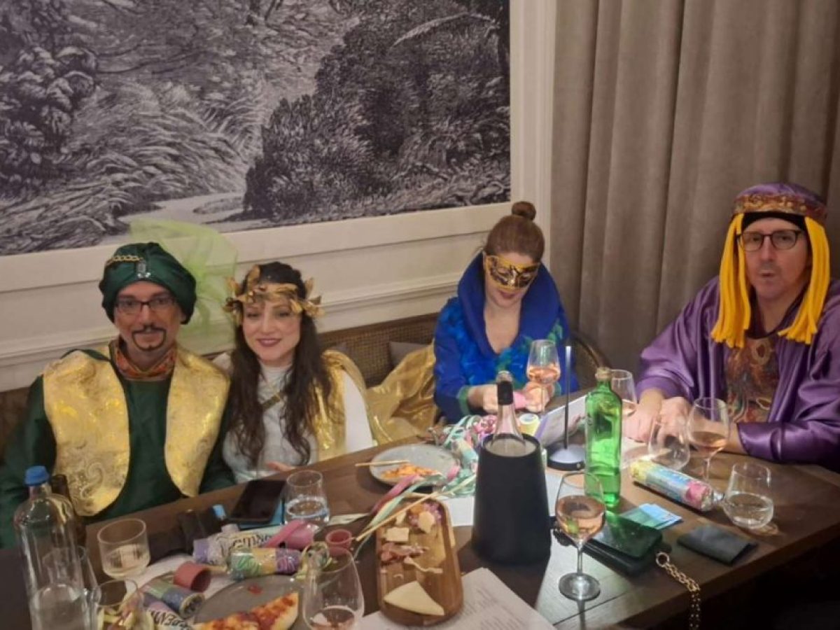 &Alpha;&pi;ό &tau;&eta; &chi;&omicron;&rho;&omicron;&epsilon;&sigma;&pi;&epsilon;&rho;ί&delta;&alpha; &tau;&omicron;&upsilon; &Omicron;&Rho;&Phi;&Epsilon;&Alpha;