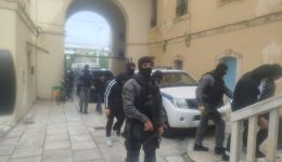 &Alpha;pologounte-i-katigoroumeni-gia-ton