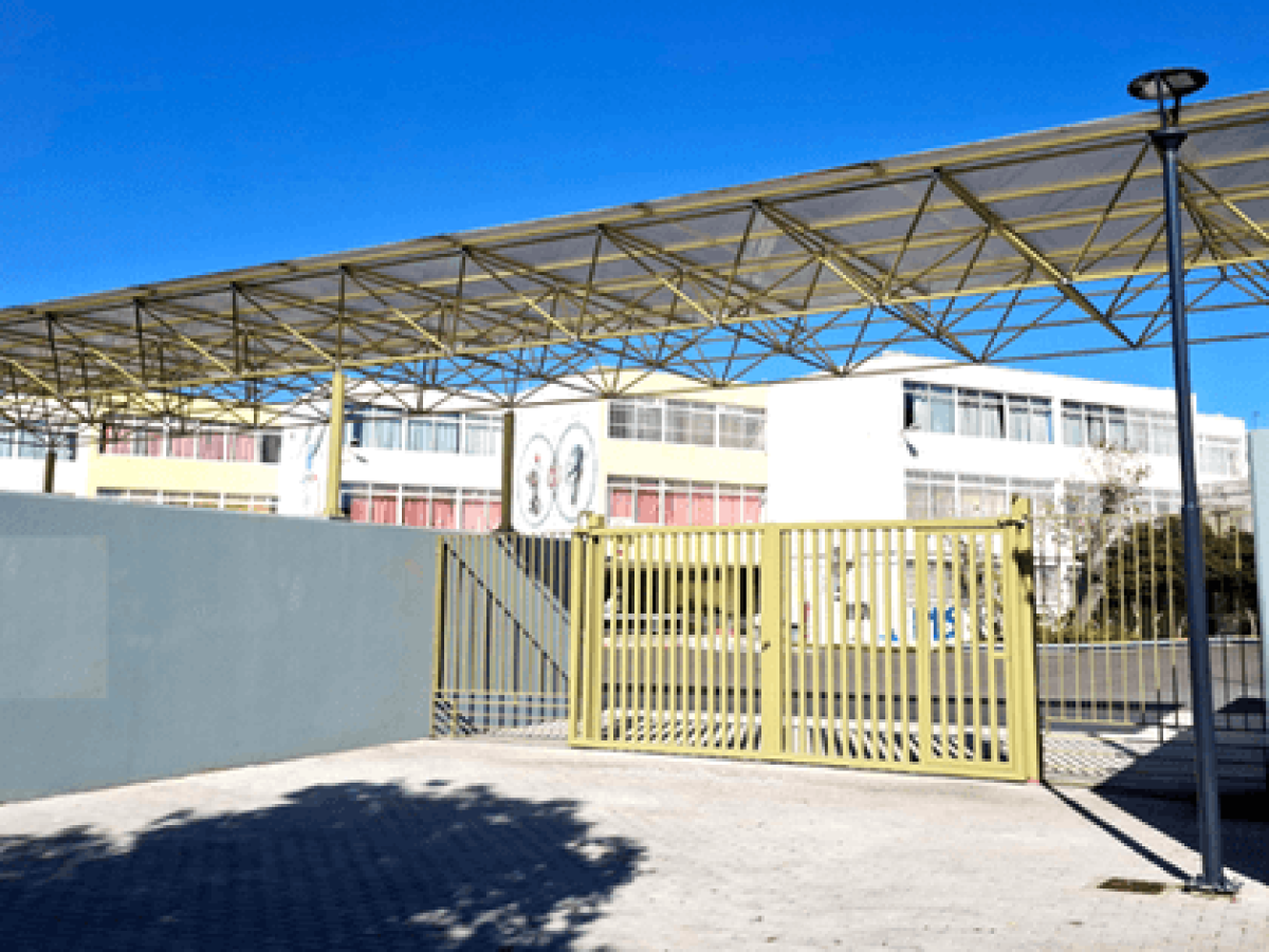 1ο ΓΕΛ ΤΑΥΡΟΥ: Διάλεξη του Αντώνη Ι. Μπακαλούμη – «Αν ο Ιησούς έγραφε Ελληνικά, θα έγραφε το μαζί με ύψιλον»