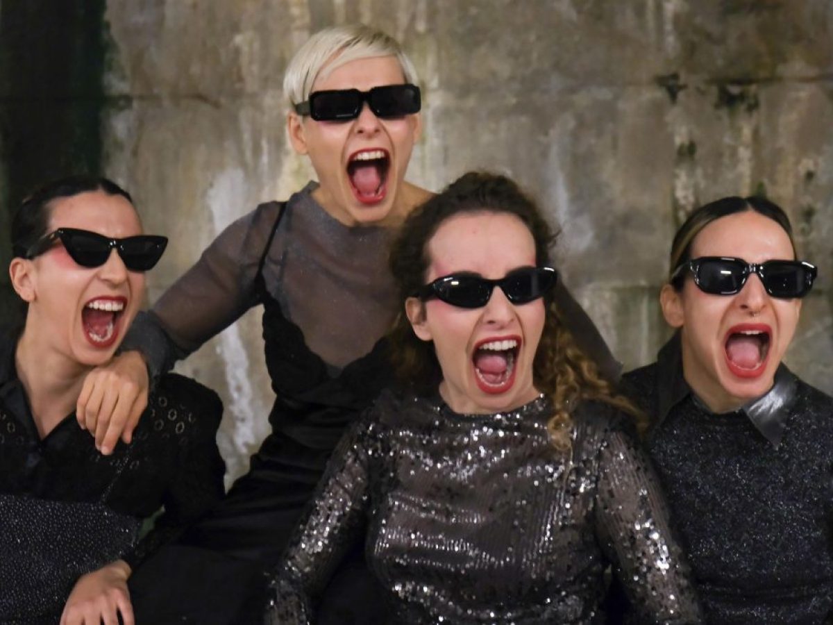 An attempt at controlling the chaos | Θέατρο Artbox Fargani