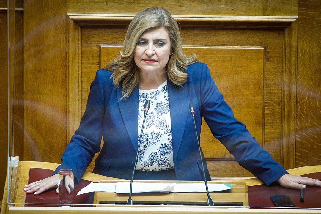 E.-liakouli-ena-megalo-efcharisto