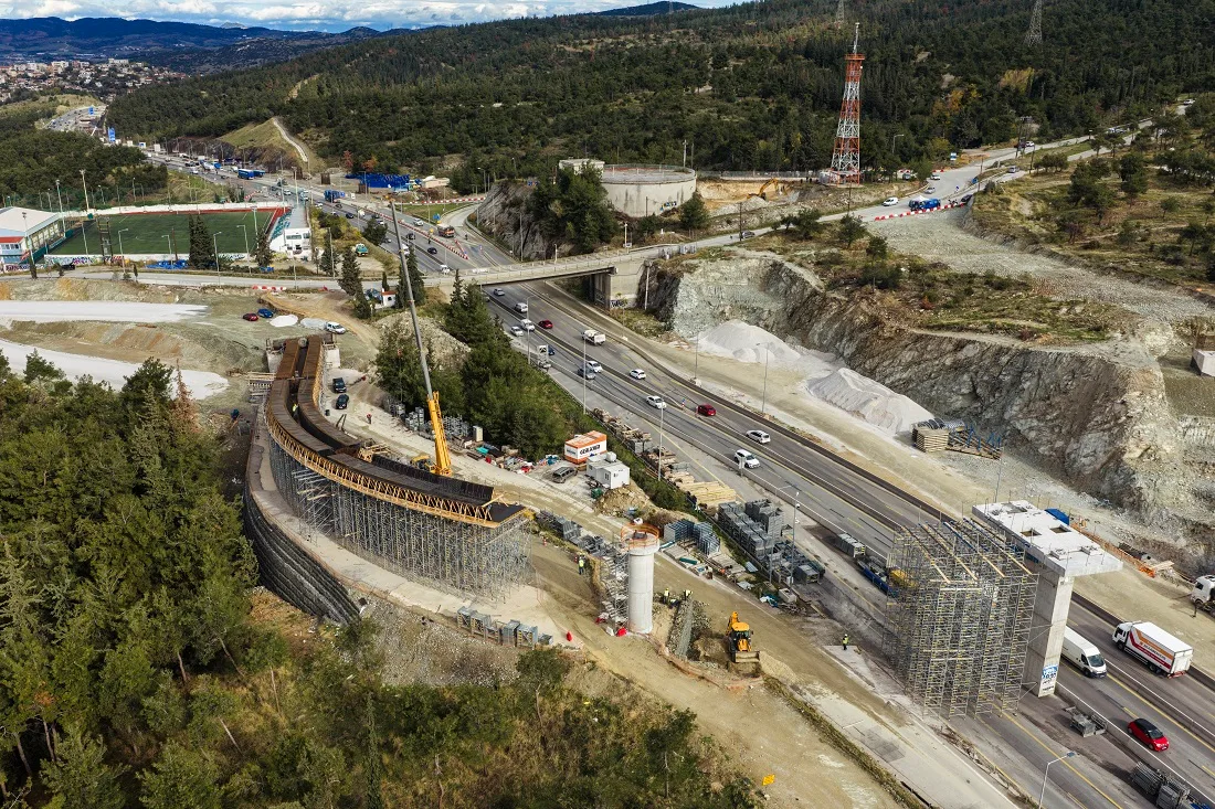 Flyover-thessalonikis-nei-kikliki-komvi
