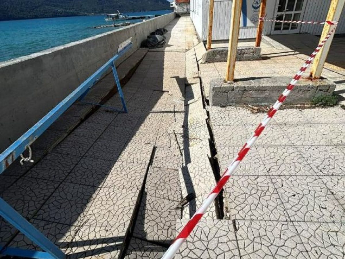 Kινητοποίηση του Δήμου Ξηρομέρου για την καθίζηση στον περιβάλλοντα χώρο του παλαιού Κ.Υ. Μύτικα