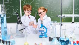 Little-Scientists-Lab-stin-&Alpha;kti