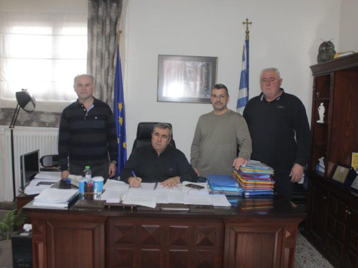 Nέα σύμβαση για την αποκατάσταση ζημιών υπέγραψε ο Μαράβας