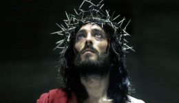 Robert-Powell-spania-emfanisi-tou
