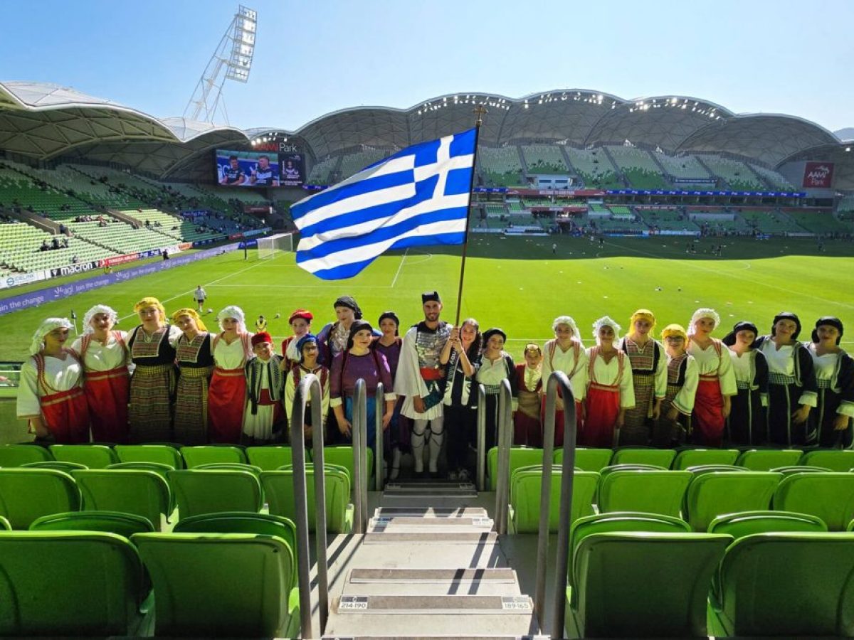 To συγκρότημα Manasis  έφερε γούρι στη Melbourne Victory