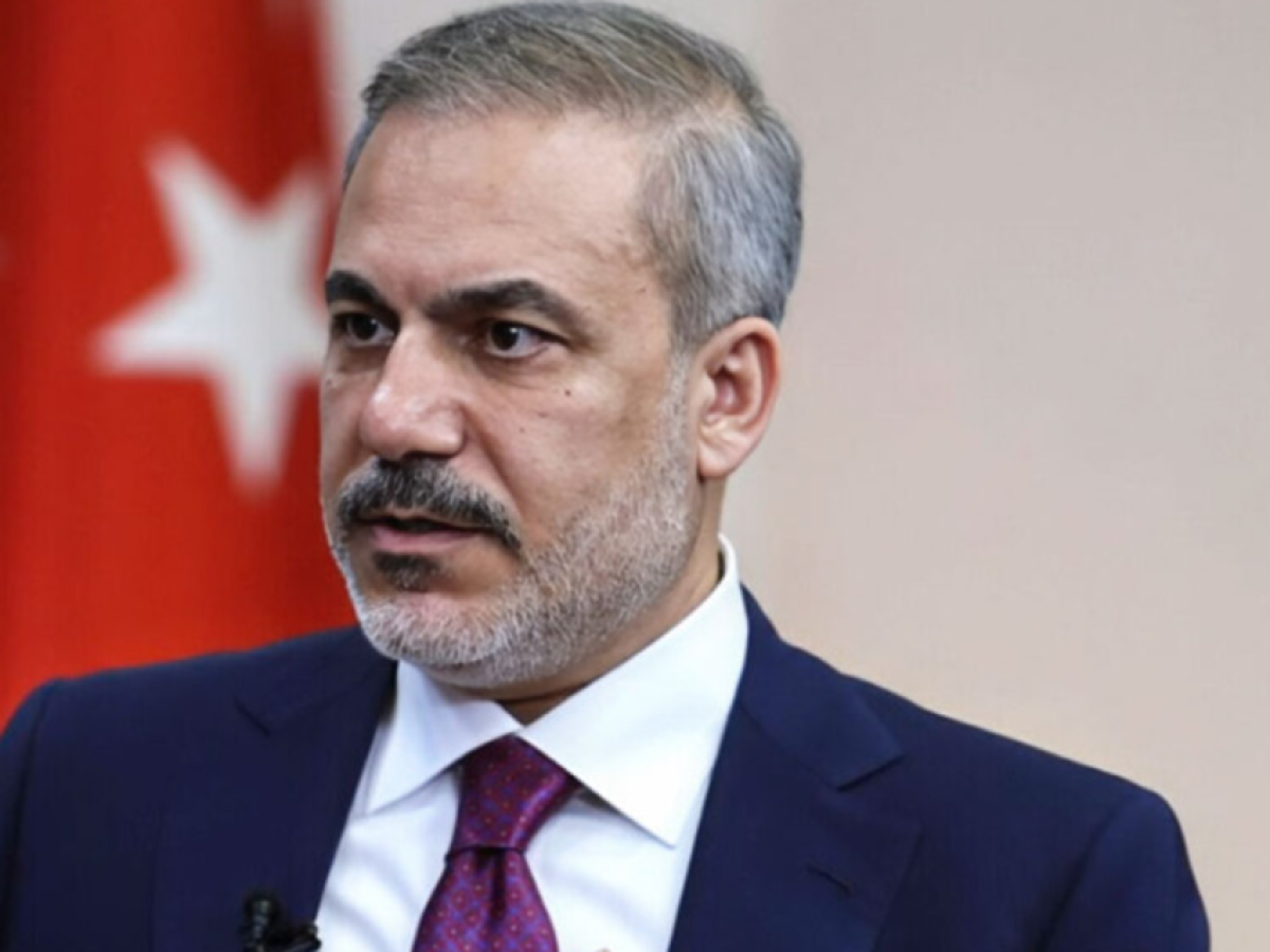 Χακάν Φιντάν: «Λάθος στρατηγική οι ιρανικές επιθέσεις στον Κόλπο»