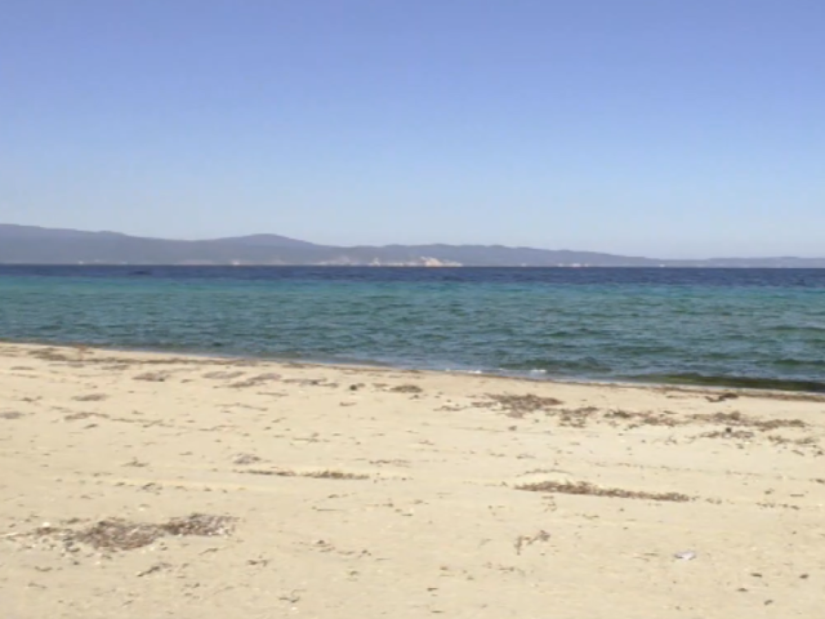 Χαλκιδική: Αποσύρθηκε η δημοπρασία για την παραλία «Φάβα» στη Βουρβουρού μετά την έντονη αντίδραση κατοίκων