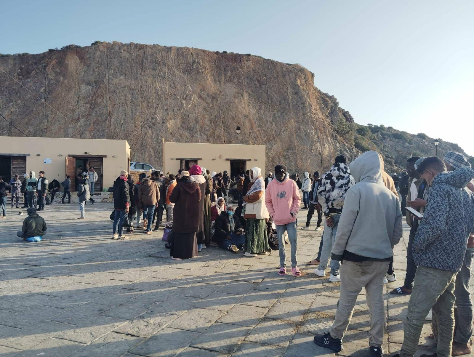 chania-choris-stamatimo-i-metanasteftikes-1