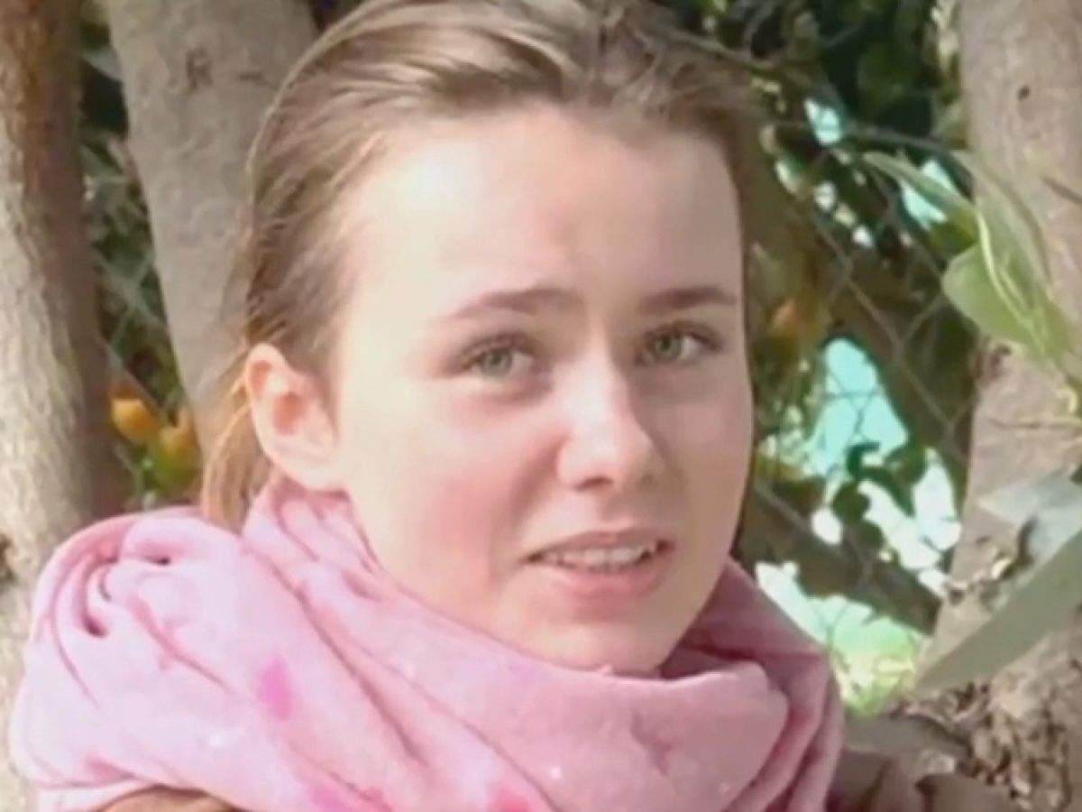 Χωρίς την 16χρονη Λόρα επέστρεψε στην Ελλάδα ο πατέρας της