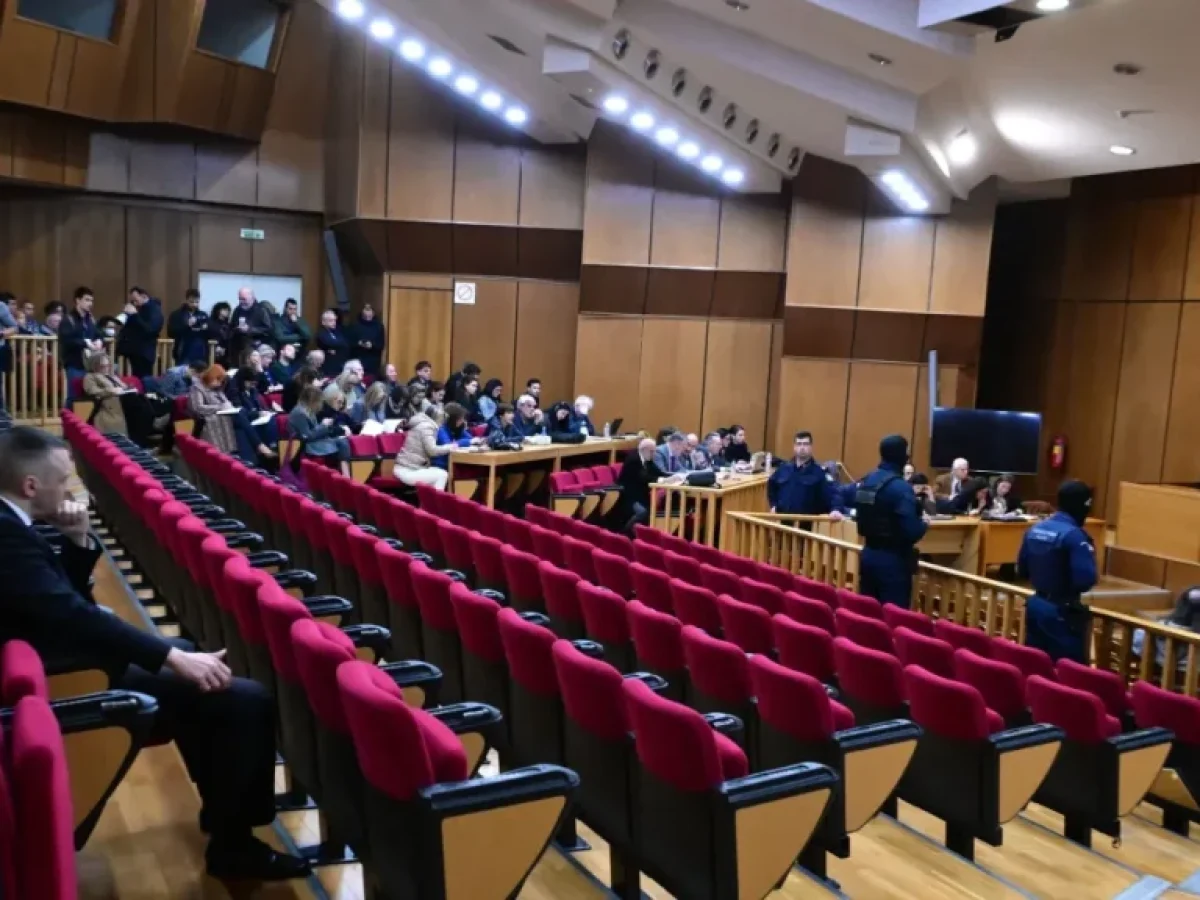 Χρυσή Αυγή: Εγκληματική οργάνωση με απόφαση του Εφετείου – Ένοχοι και οι 42 κατηγορούμενοι