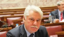 christos-magkoufis-me-ti-diki-1