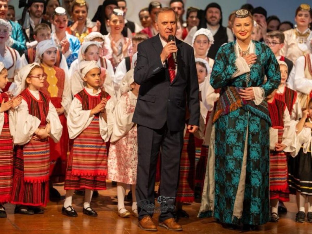 «Χρώματα Παράδοσης» του ΧΟΡΕΥΤΙΚΟΥ ΟΜΙΛΟΥ ΤΡΙΚΑΛΩΝ