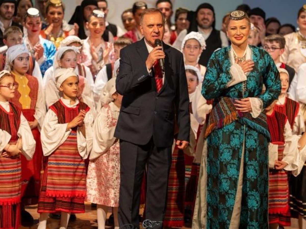 «Χρώματα Παράδοσης» του ΧΟΡΕΥΤΙΚΟΥ ΟΜΙΛΟΥ ΤΡΙΚΑΛΩΝ