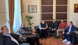 chΑniΑ-sinantisi-Αntiperiferiarchi-me-ti