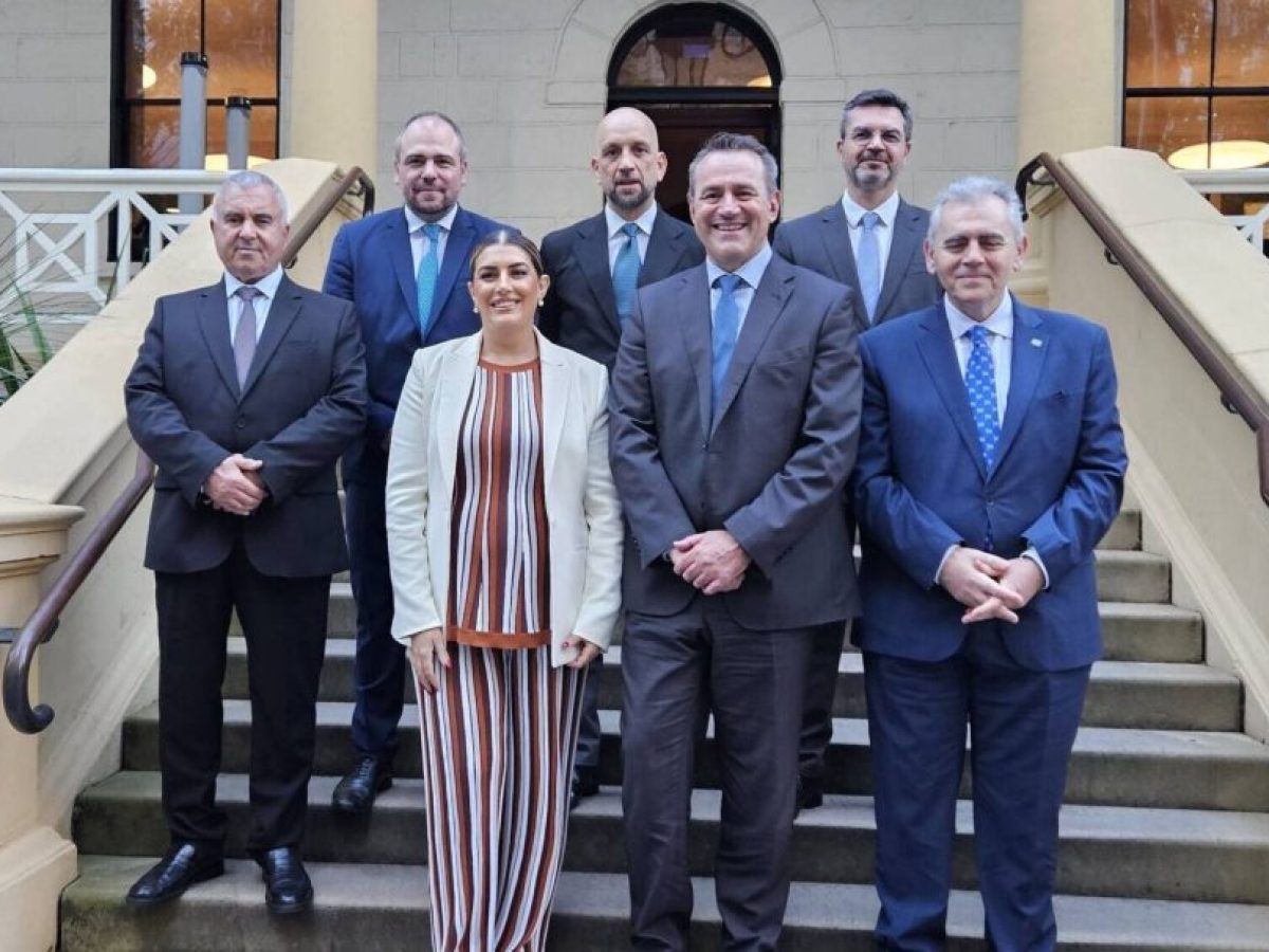 Διακομματική κοινοβουλευτική αντιπροσωπεία από την Ελλάδα στην βουλή της Ν.Ν. Ουαλίας