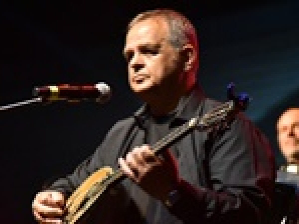 Δήλωση του Βαγγέλη Κορακάκη σχετικά με μυθεύματα στήριξης στο ΠΑΣΟΚ – «Είμαι από την Καισαριανή και ΚΚΕ»