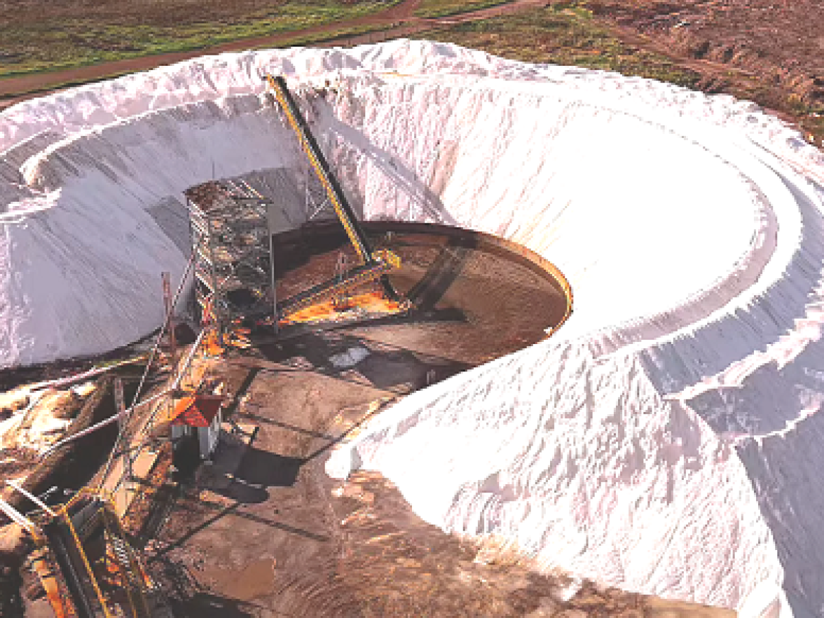 Δημ.Σχολείο Λουτρόπολης Θερμής:Γνωριμία με το αλάτι της Λέσβου