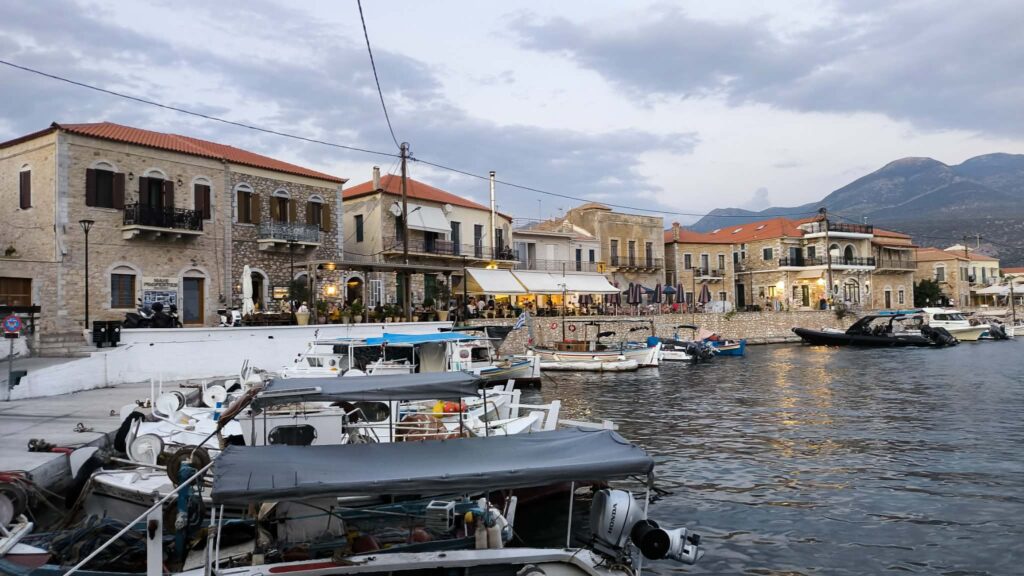 dimos-ditikis-manis-energopii-gia