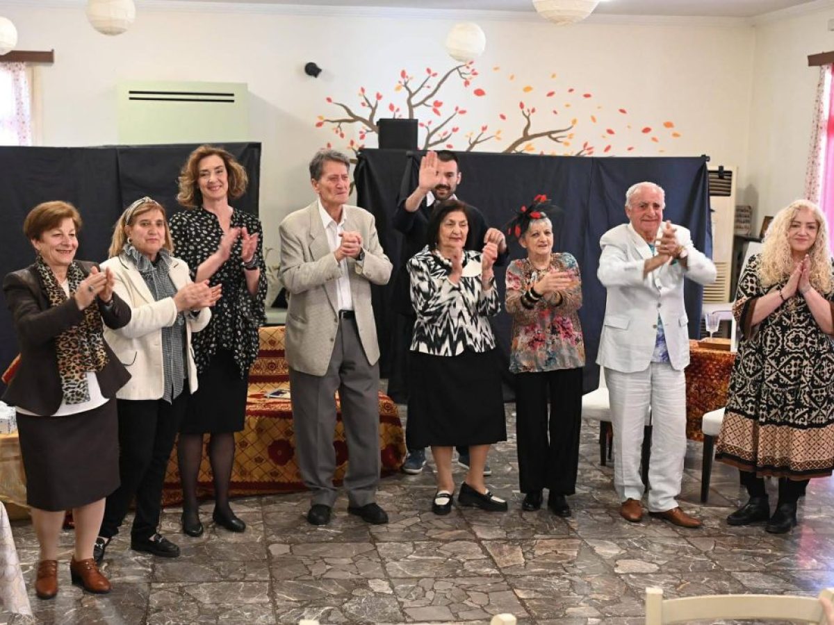 &Delta;ή&mu;&omicron;&sigmaf; &Eta;&rho;&alpha;&kappa;&lambda;&epsilon;ί&omicron;&upsilon; &Alpha;&tau;&tau;&iota;&kappa;ή&sigmaf; &ndash; &Sigma;&tau;&omicron; &Gamma;&eta;&rho;&omicron;&kappa;&omicron;&mu;&epsilon;ί&omicron; &Alpha;&theta;&eta;&nu;ώ&nu; έ&pi;&alpha;&iota;&xi;&epsilon; &eta; &theta;&epsilon;&alpha;&tau;&rho;&iota;&kappa;ή &omicron;&mu;ά&delta;&alpha; &tau;&omega;&nu; &Kappa;&Alpha;&Pi;&Eta;