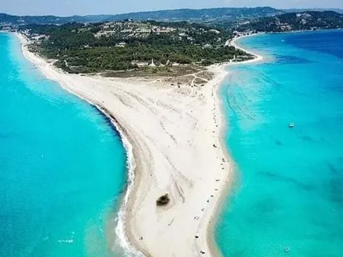 Δήμος Κασσάνδρας: Ευρεία Σύσκεψη για το Μέλλον του Τουρισμού