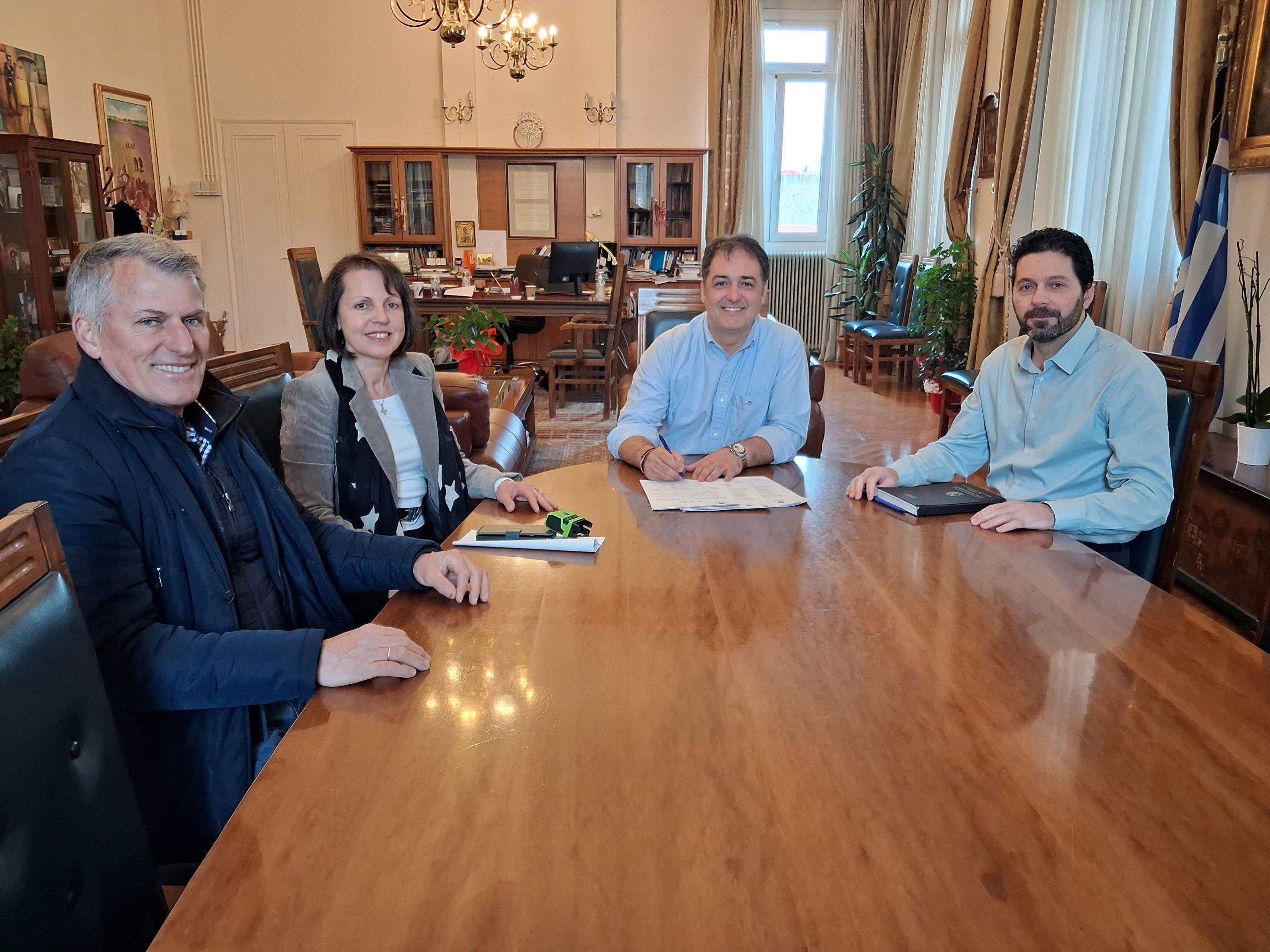dimos-kozanis-ipografi-simvasis-gia