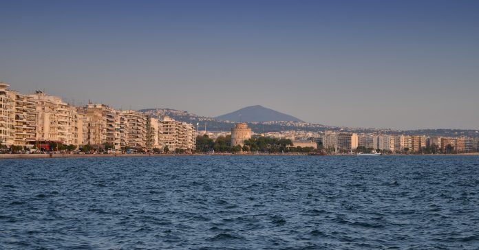 dimos-thessalonikis-dorean-peripatitikes-xenagisis-1