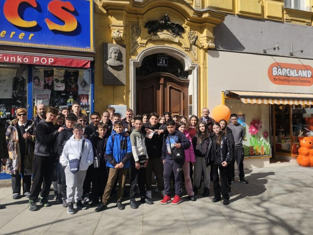 Εκπαιδευτική επίσκεψη μαθητών/τριών από την Α’, Β’ και Γ’ τάξη του Γυμνασίου Σαραβαλίου στη Βιέννη και την Πράγα