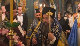 divmenidi-&Alpha;mfilochias-&Alpha;-cheretismi-chorostatountos
