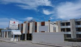 divp.-kappatos-sinechizete-i-enischisi