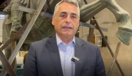 divsmirniotis-pedariodis-os-epikindini-i